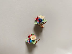 Porcelaine Flowers Screwback Vintage Earrings